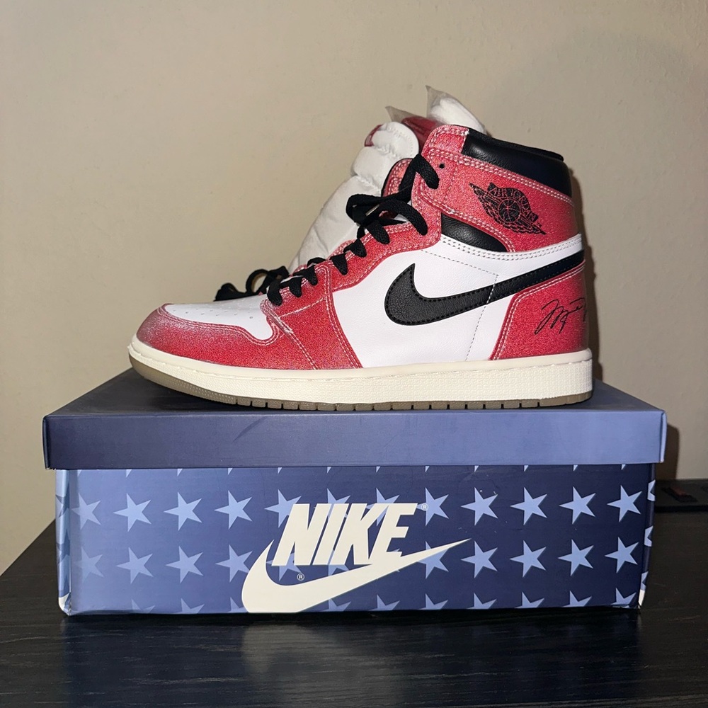 Trophy Room Jordan 1